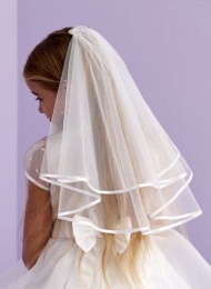 Communion Veil - Kate - Pearl Tiara with 26 Lace Trimmed Veil - Our Daily  Bread Catholic Gifts