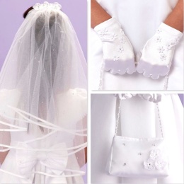 Girls White Diamante Flower Bag, Gloves & Veil Communion Set